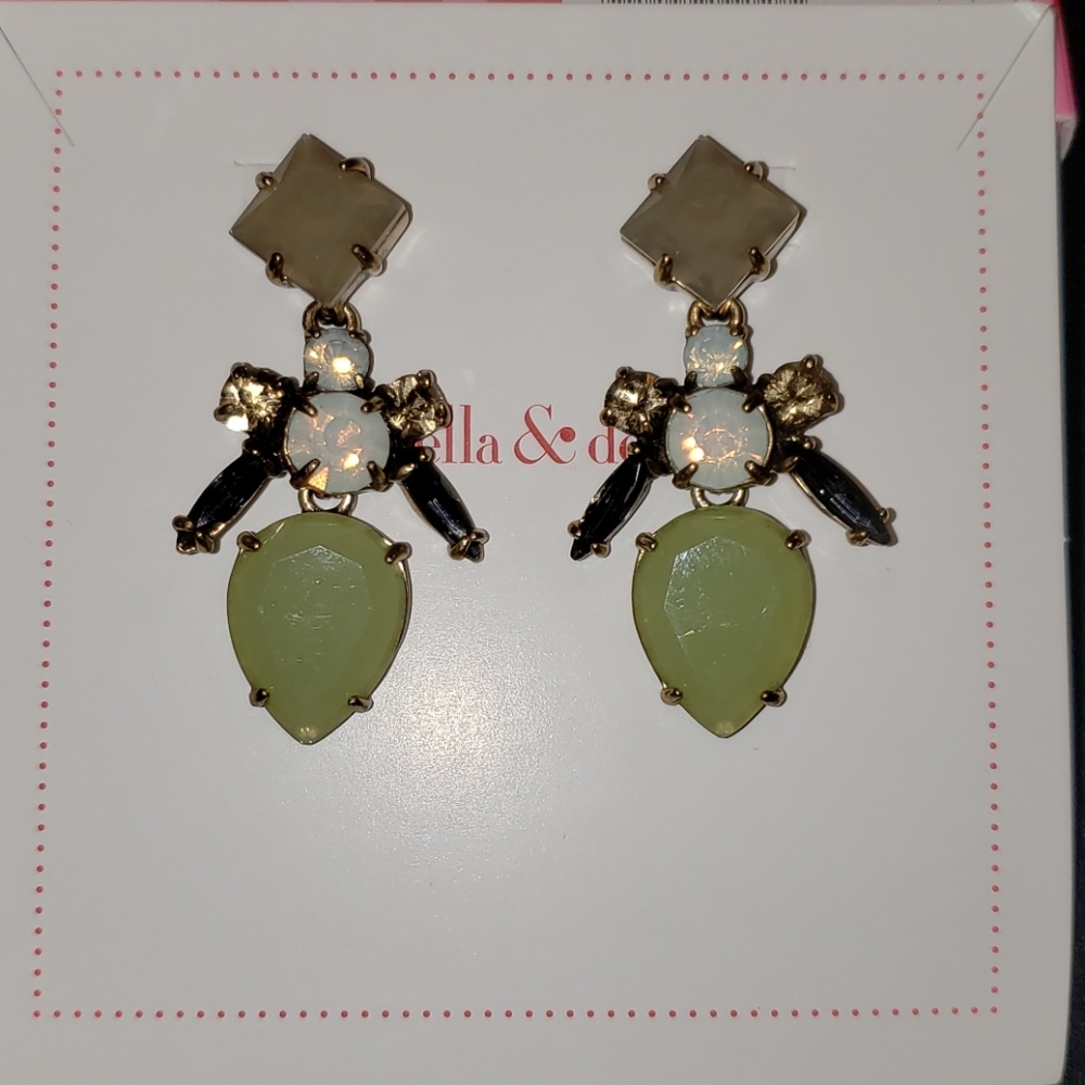 Stella & Dot Flora Chandelier Earrings